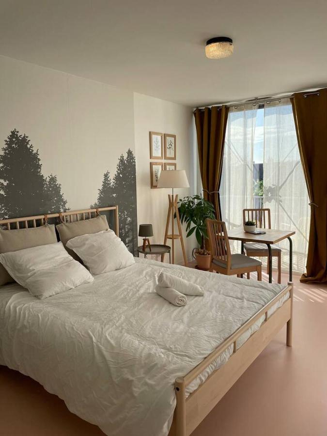 Charmant Studio Avec Parking - Confort Moderne Bourges Kültér fotó